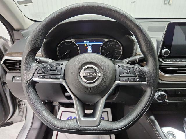 used 2023 Nissan Altima car, priced at $19,392