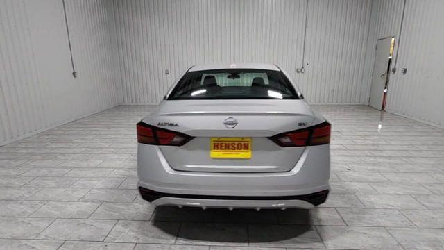 used 2023 Nissan Altima car, priced at $19,392