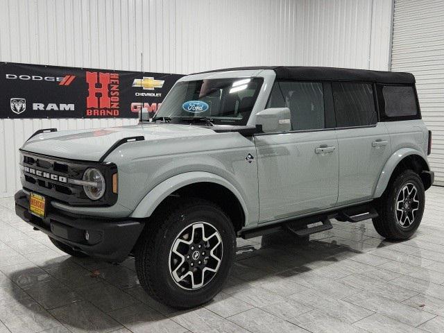 new 2024 Ford Bronco car, priced at $48,279