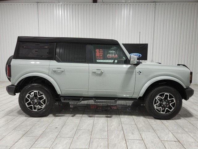 new 2024 Ford Bronco car, priced at $48,279