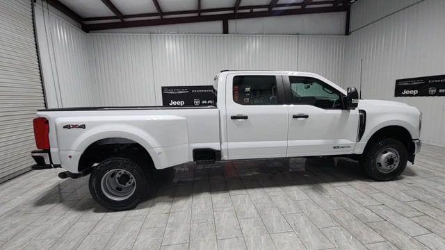 new 2025 Ford F-350 car, priced at $64,592