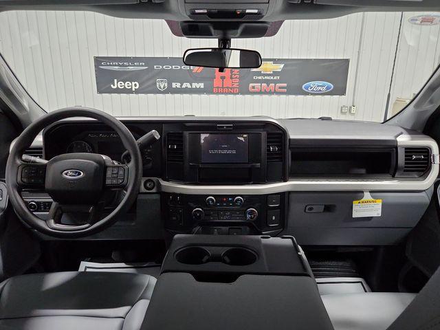 new 2025 Ford F-350 car, priced at $64,592