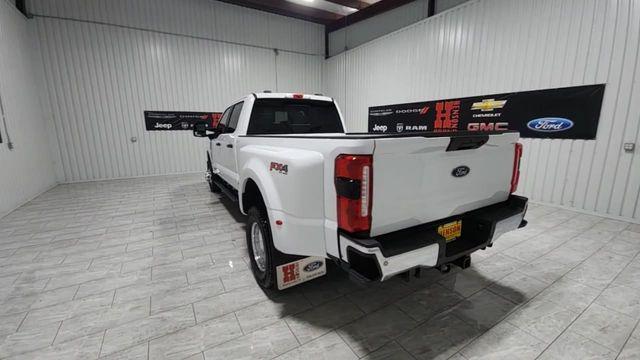 new 2025 Ford F-350 car, priced at $71,022