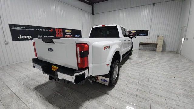 new 2025 Ford F-350 car, priced at $71,022