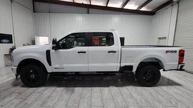 new 2025 Ford F-250 car, priced at $65,177
