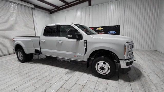 new 2025 Ford F-350 car, priced at $85,146