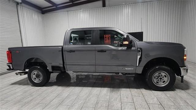 new 2024 Ford F-250 car, priced at $57,618