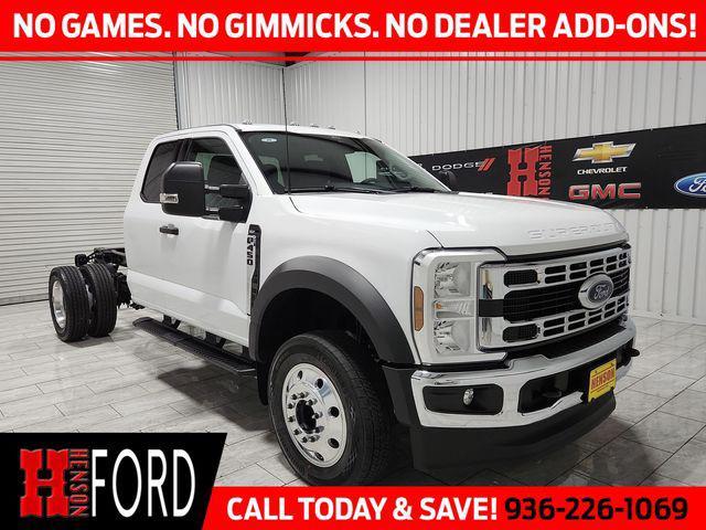 new 2025 Ford F-450 car, priced at $58,928