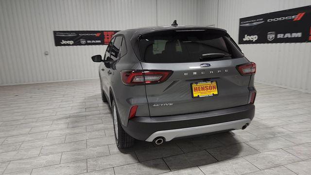new 2025 Ford Escape car, priced at $26,914