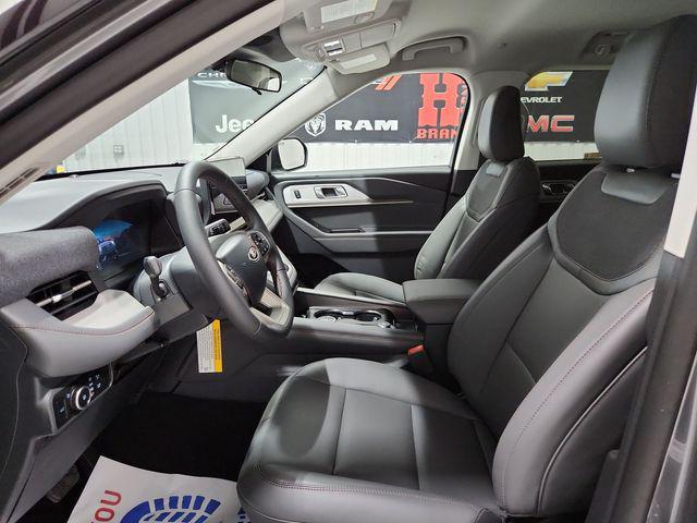 new 2025 Ford Explorer car, priced at $42,443