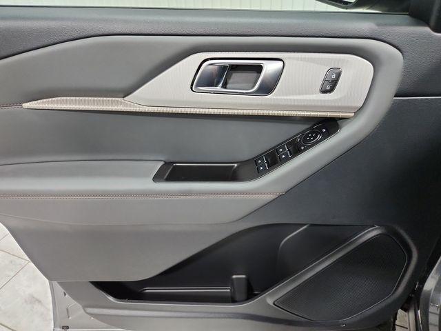 new 2025 Ford Explorer car, priced at $42,443