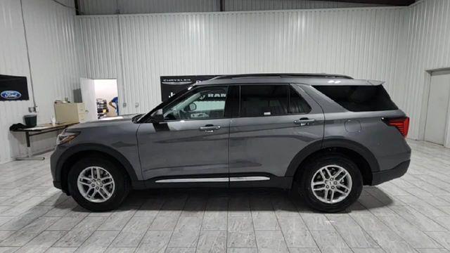 new 2025 Ford Explorer car, priced at $42,443