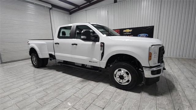 new 2024 Ford F-350 car, priced at $62,170