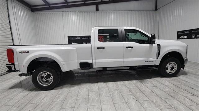 new 2024 Ford F-350 car, priced at $62,170