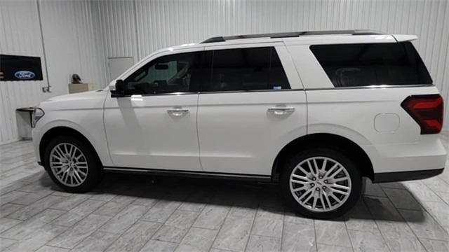 new 2024 Ford Expedition car, priced at $63,037