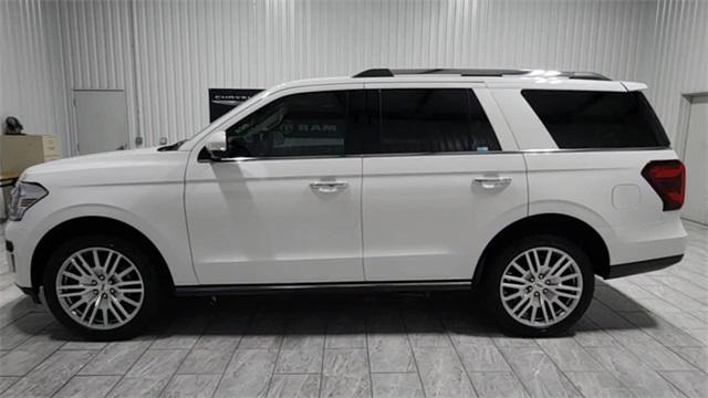 new 2024 Ford Expedition car, priced at $63,037