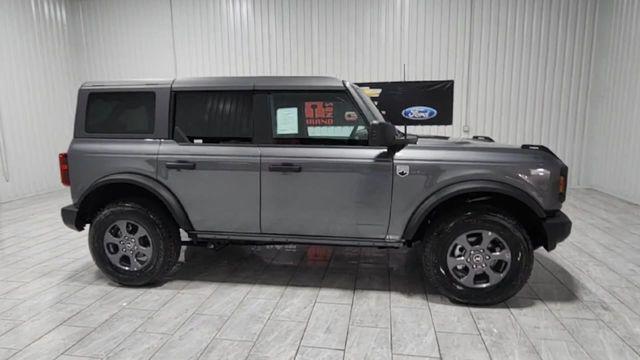 new 2025 Ford Bronco car, priced at $45,561