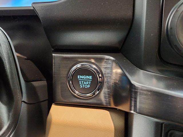 new 2025 Ford F-250 car, priced at $82,910