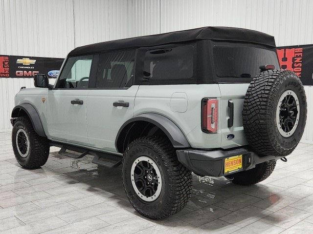 new 2024 Ford Bronco car, priced at $61,418