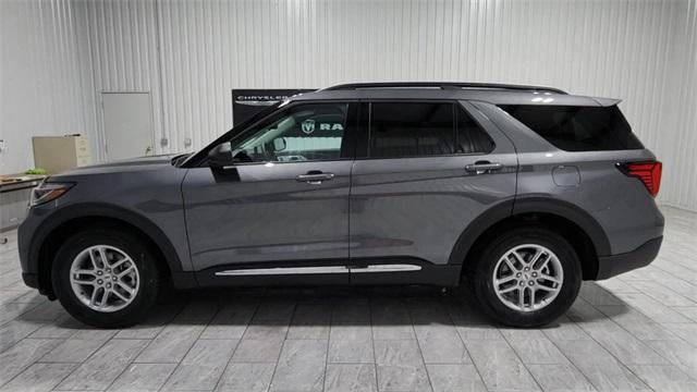 new 2025 Ford Explorer car, priced at $41,227