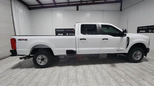 new 2025 Ford F-250 car, priced at $60,187