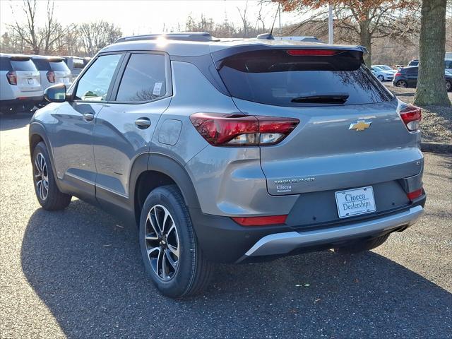 new 2025 Chevrolet TrailBlazer car, priced at $26,385