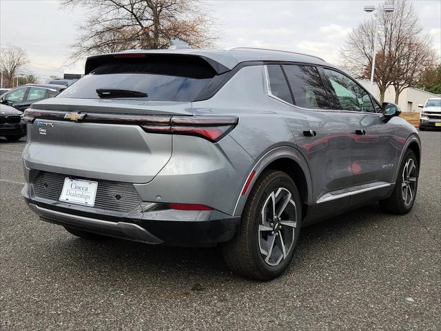 new 2025 Chevrolet Equinox car, priced at $45,090