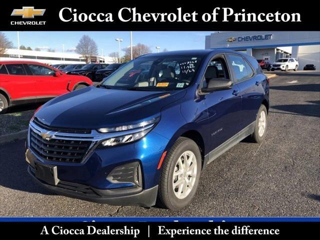 used 2022 Chevrolet Equinox car, priced at $4,283,146