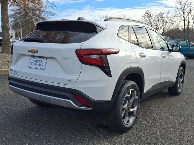 new 2025 Chevrolet Trax car, priced at $24,985