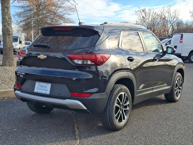 new 2025 Chevrolet TrailBlazer car, priced at $27,990