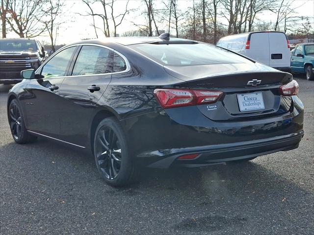 new 2025 Chevrolet Malibu car, priced at $31,490