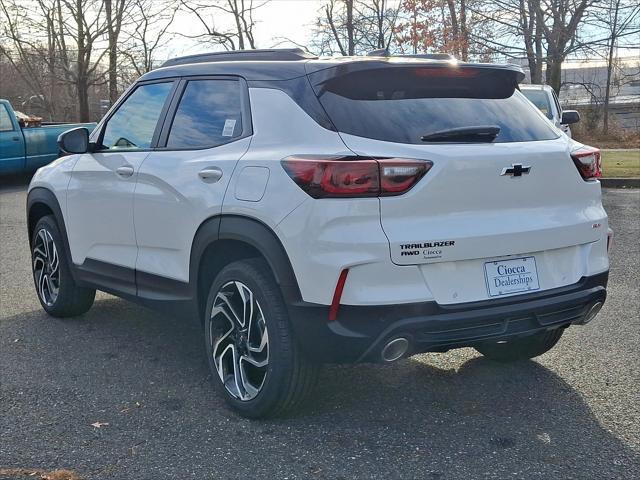 new 2025 Chevrolet TrailBlazer car, priced at $33,825