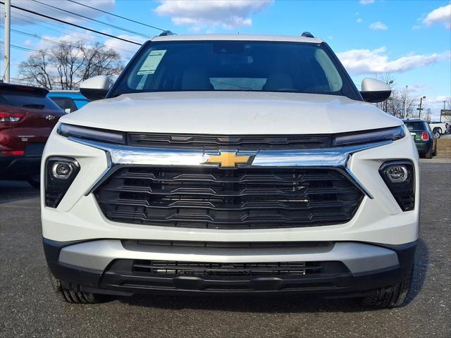 new 2025 Chevrolet TrailBlazer car, priced at $26,385