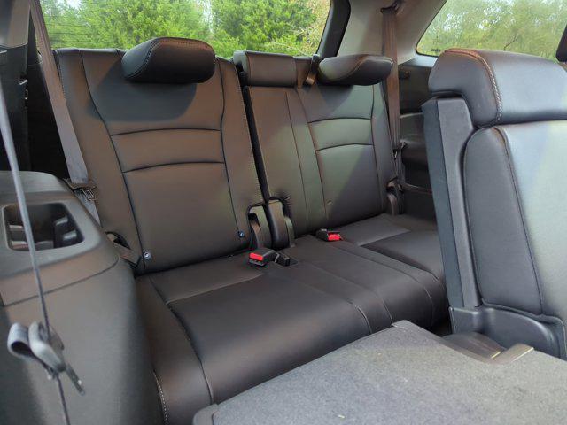 used 2022 Honda Pilot car, priced at $31,610