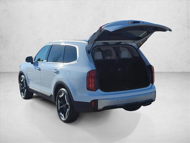 used 2024 Kia Telluride car, priced at $32,508