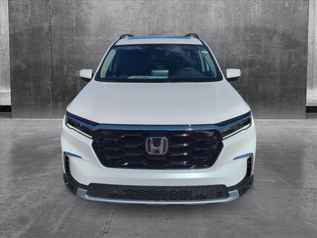 new 2025 Honda Pilot car, priced at $48,403