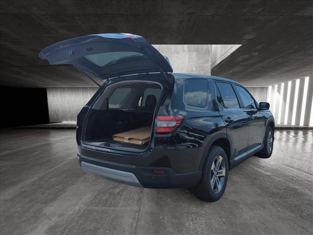 new 2025 Honda Pilot car, priced at $44,808