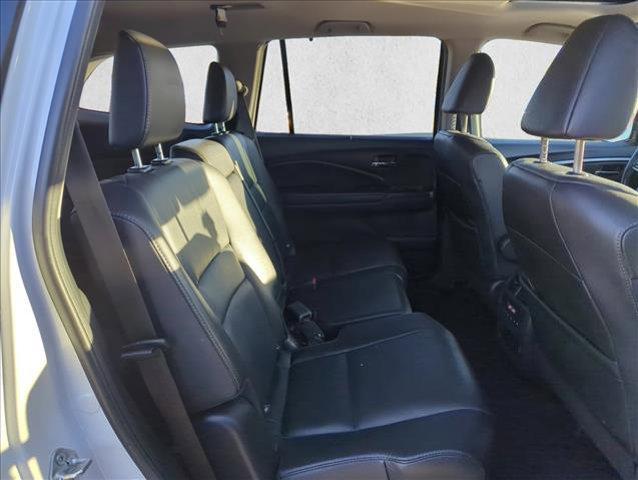 used 2022 Honda Pilot car, priced at $24,998