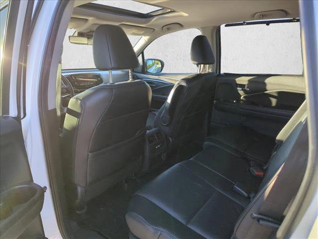 used 2022 Honda Pilot car, priced at $24,998