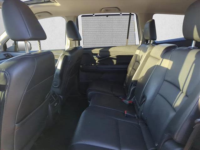 used 2022 Honda Pilot car, priced at $24,998
