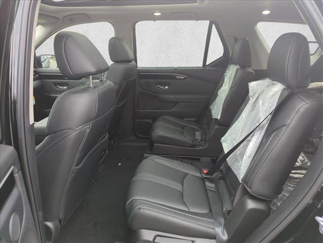 new 2025 Honda Pilot car, priced at $48,739