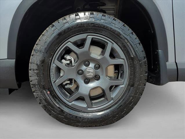 new 2025 Honda Pilot car, priced at $47,787