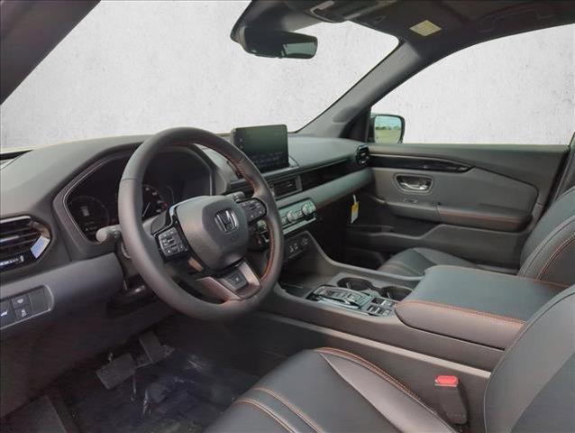 new 2025 Honda Pilot car, priced at $47,787