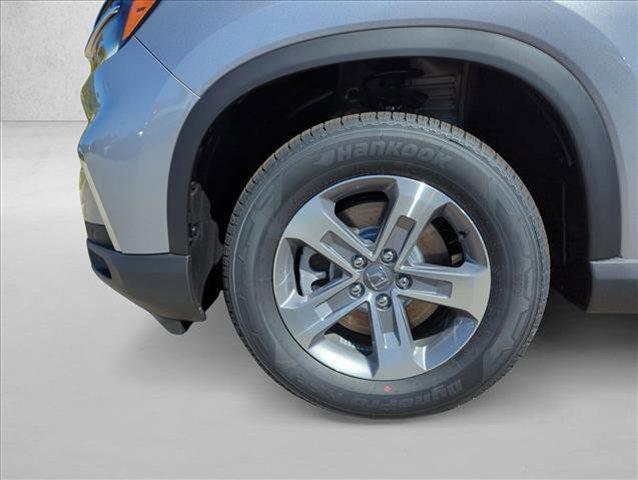 new 2025 Honda Pilot car, priced at $43,498