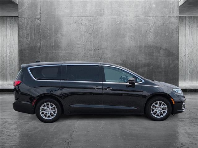 used 2023 Chrysler Pacifica car, priced at $24,459