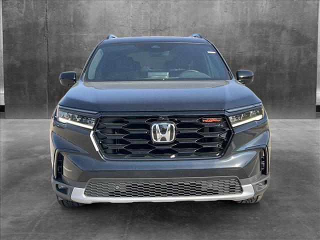 new 2025 Honda Pilot car, priced at $48,532