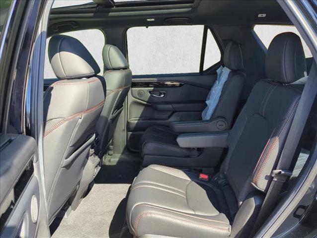 new 2025 Honda Pilot car, priced at $47,832