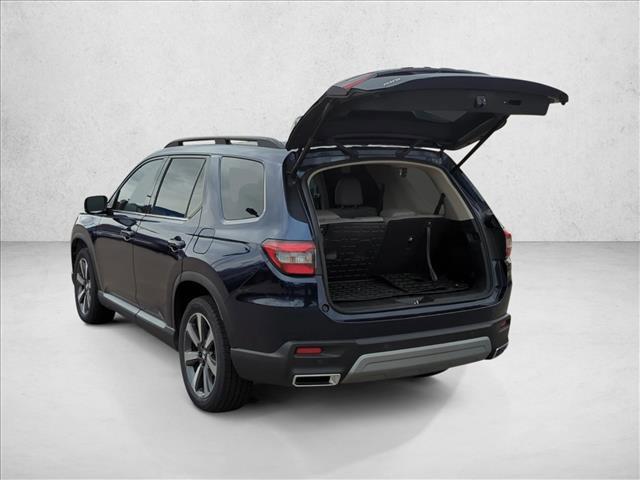 used 2023 Honda Pilot car, priced at $37,998