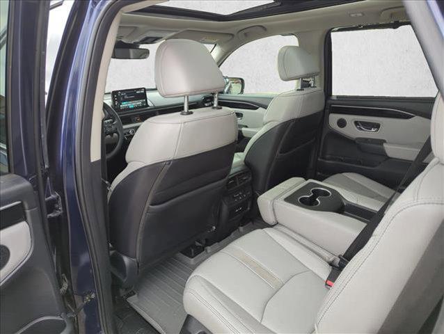 used 2023 Honda Pilot car, priced at $37,998