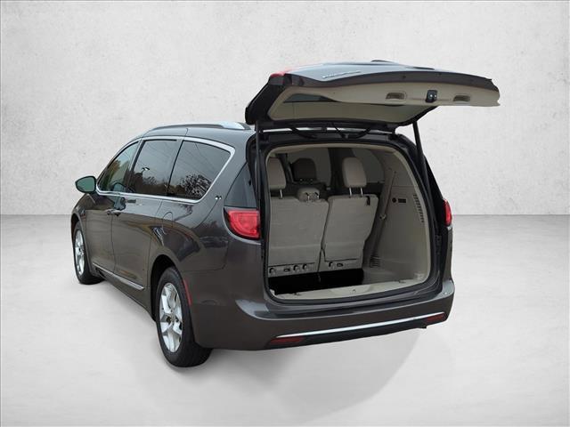 used 2020 Chrysler Pacifica car, priced at $15,998